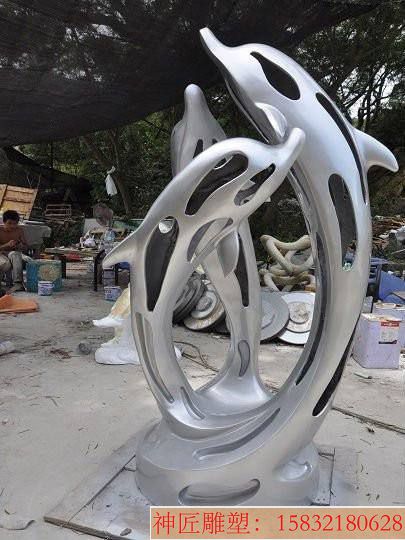 不锈钢镂空海豚雕塑